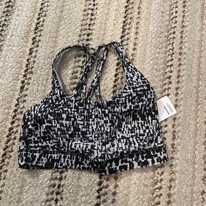 Lululemon energy bra